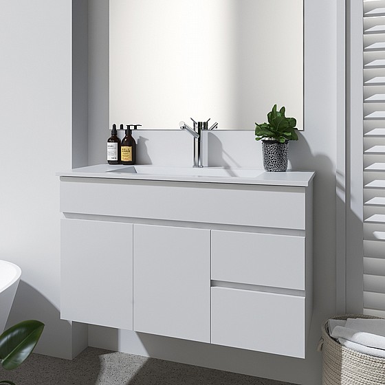 ארון אמבטיה תלוי ארון אמבטיה תלוי