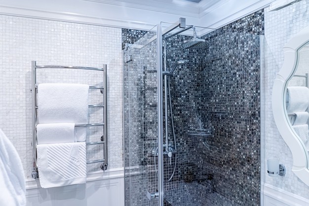 מידות של מקלחונים מידות של מקלחונים